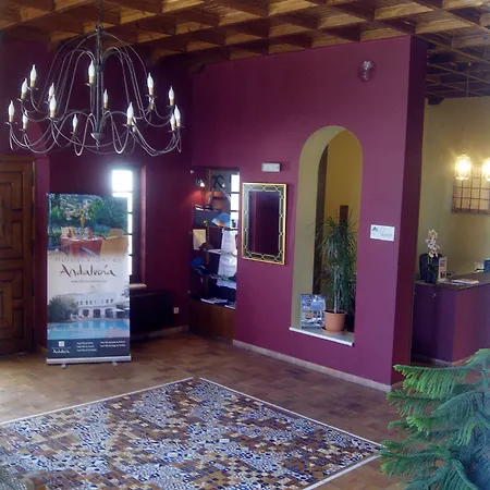 Turistica De Priego 3*
