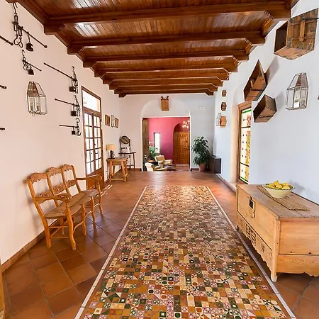 Turistica De Priego 3*