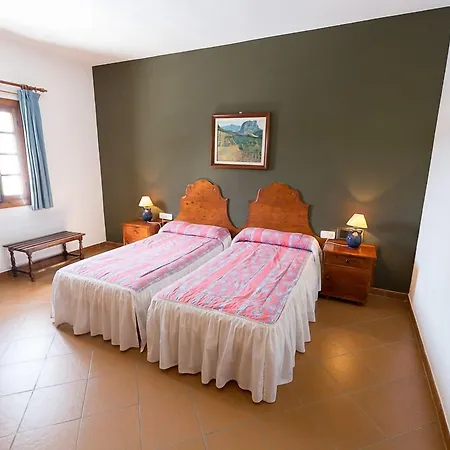 Отель Turistica De Priego 3*
